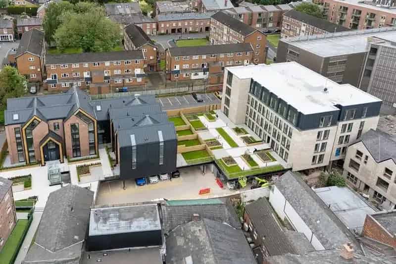 2 Bedroom Apartment for Sale in Altrincham Town Centre