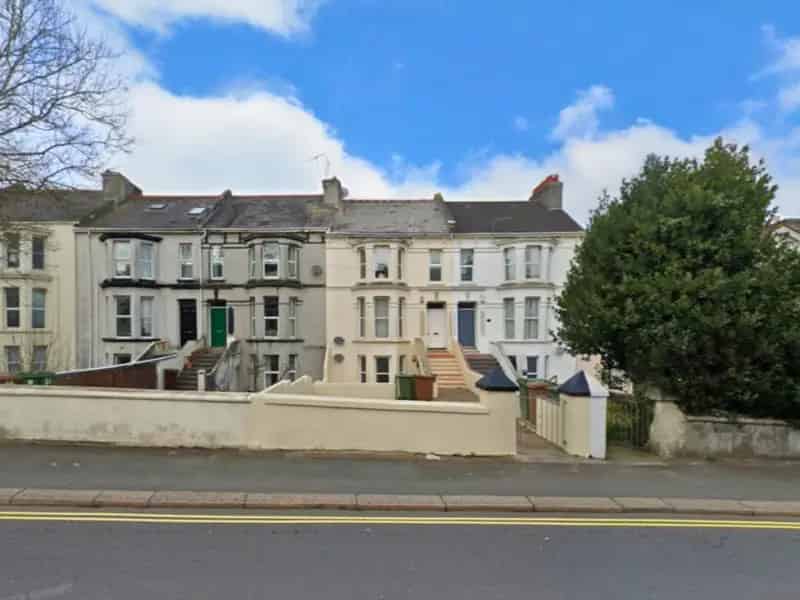 3 Bedroom Flat To Rent Available July 14 2025