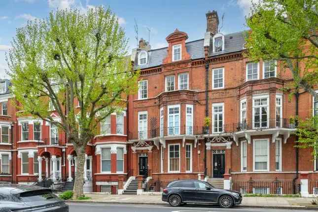 Maisonette for sale in Sutherland Avenue, Maida Vale, London W9