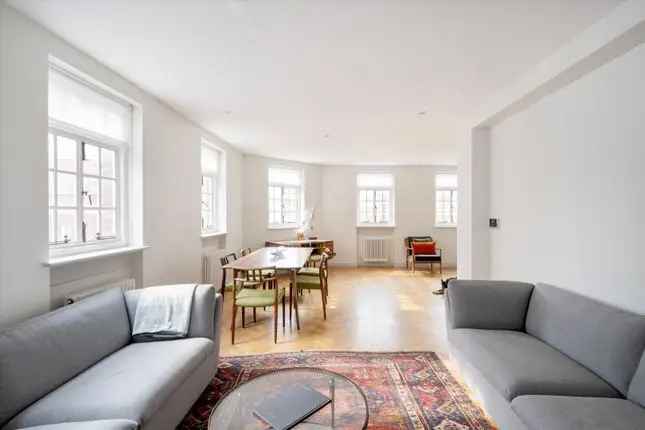 Mayfair Flat for Sale Green Street 1368 sq ft
