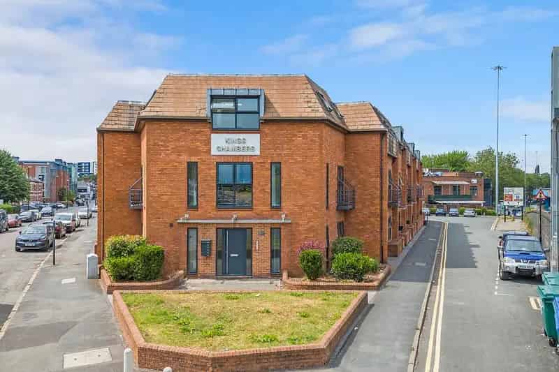 Coventry City Centre Studio Apartment High Rental Yield Investment