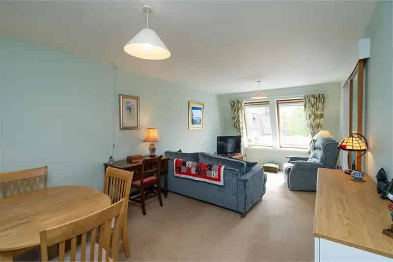 1 Bed Retirement Flat Corstorphine Near St Margaret's Park