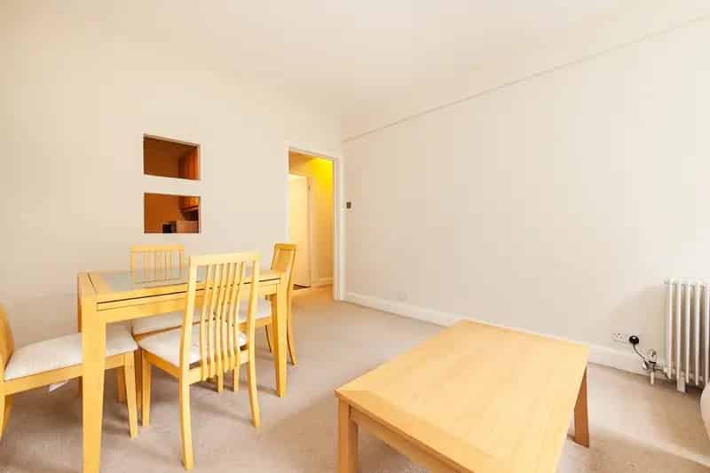 1 Bedroom Flat to Rent in Fulham Road SW3