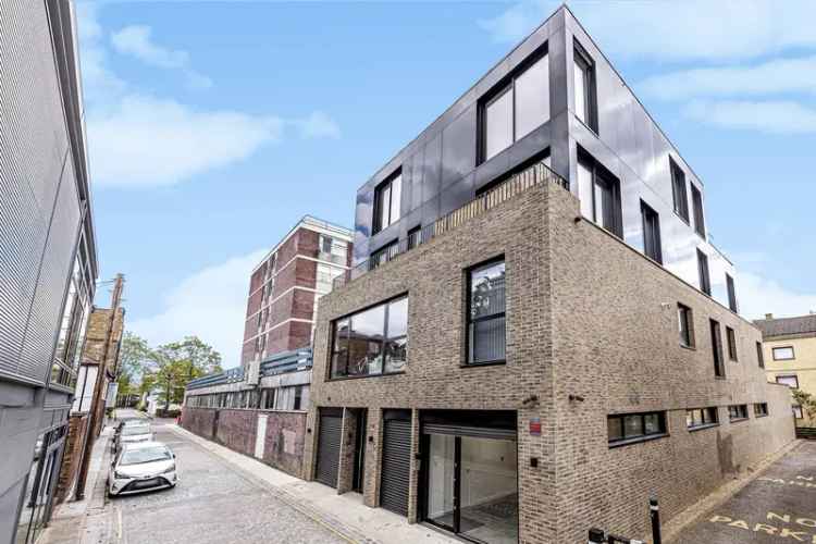 Commercial property For Rent , Agar Grove, London, England