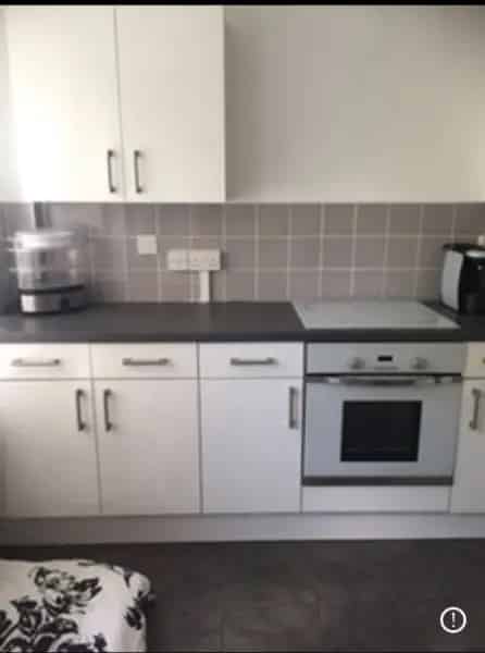 3 Bedroom Townhouse with Converted Garage - Close to Amenities