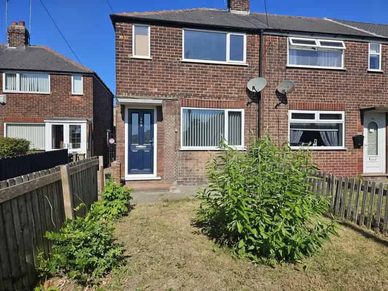 2 Bedroom End Terrace House to Rent No Deposit Option