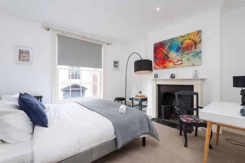 5 Bed House for Sale in Canterbury - Elegant Georgian Townhouse