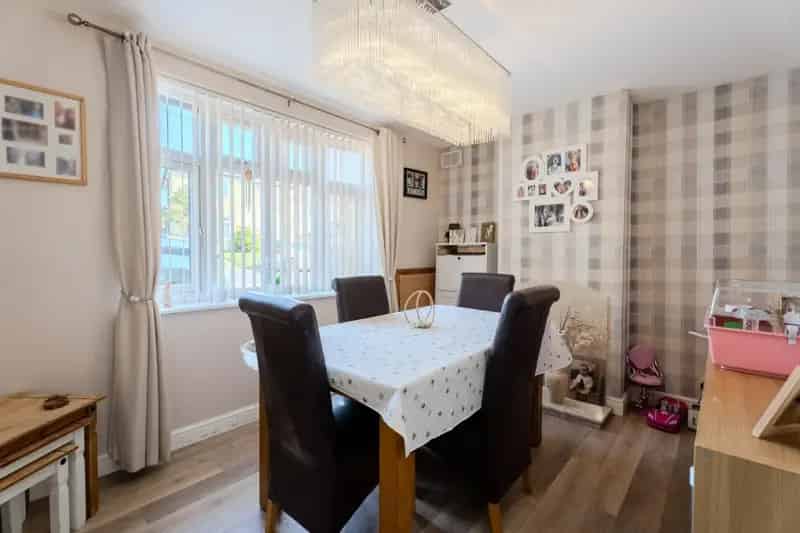 3 Bedroom House For Sale Near Schools and Amenities