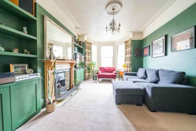 5 Bedroom Family Home Near Alexandra Palace