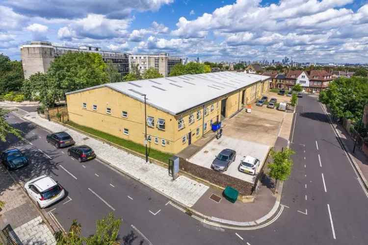 8749 sq ft Warehouse Unit with Office Space