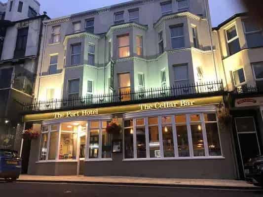 3 Star Hotel for Sale 17 Ensuite Rooms Restaurant and Bar