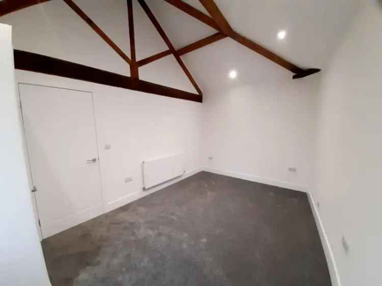 2 Bedroom Flat To Let