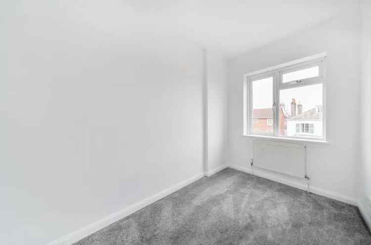 3 Bedroom Maisonette Exeter St Leonards No Chain Modern Kitchen Roof Terrace
