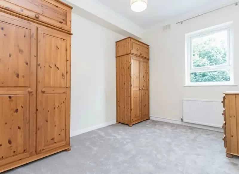 One Bedroom Apartment Recently Redecorated