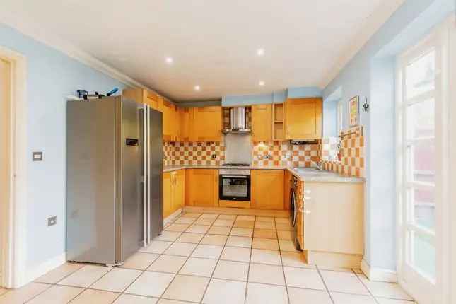 Two Bedroom Terrace House for Sale Westbury-On-Trym