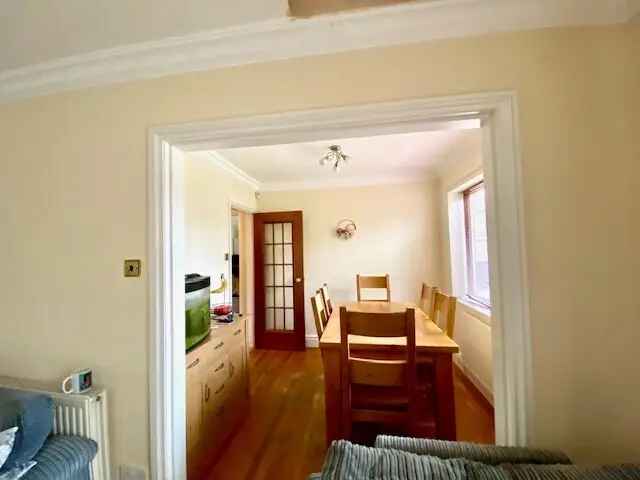 Three Bedroom Detached House Barugh Green
