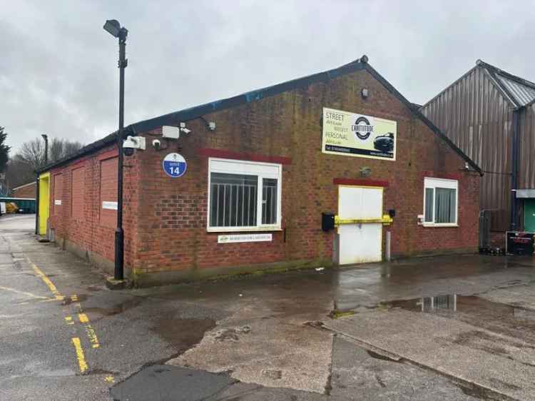 Industrial For Rent in Manchester, England