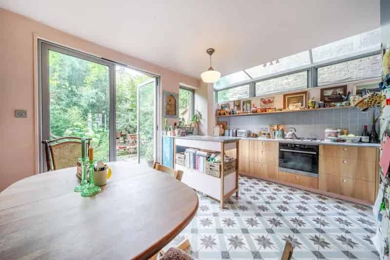 House For Sale , London, England