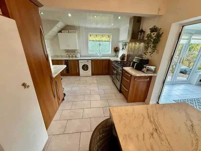 4 Bed Extended Family Home For Sale