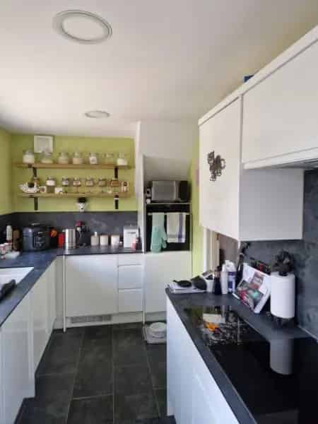 Family Home New Kitchen Wetroom Garden Driveway Near Schools Shops