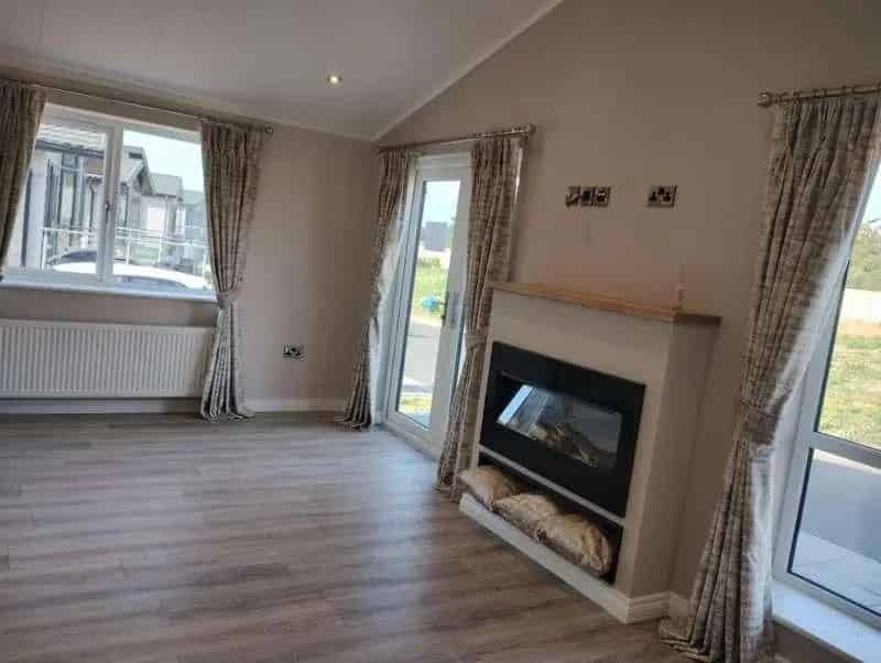 2 Bed Property for Sale Oakgrove Waverton
