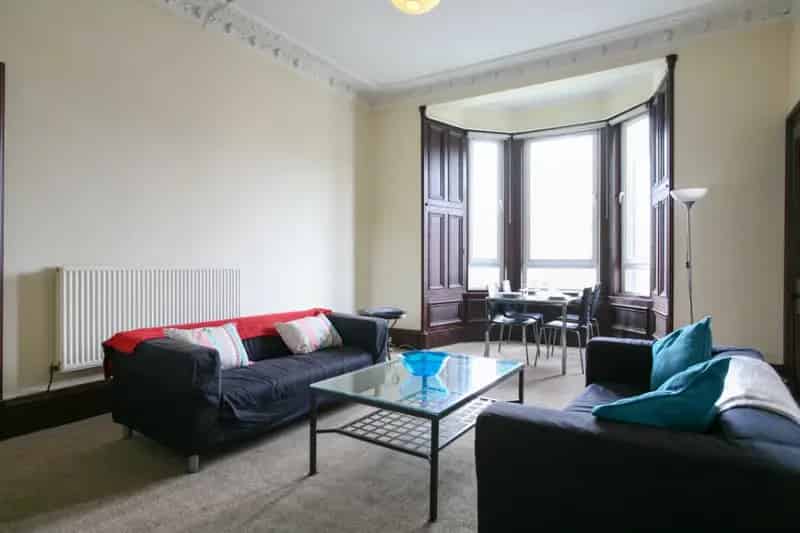 4 Bedroom Flat House to Rent Near University