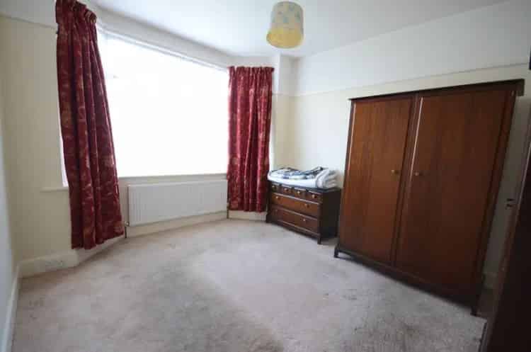 2 Bedroom Bungalow For Sale - Needs Modernisation