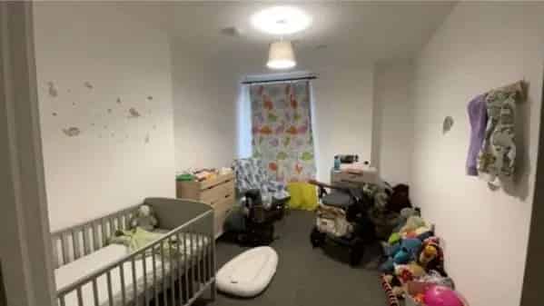 Large 2 Bed Flat Freshly Painted Open Plan Kitchen Big Bathroom Housing Benefit Accepted