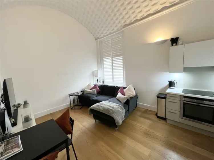 1 Bedroom Apartment near Brentwood Station