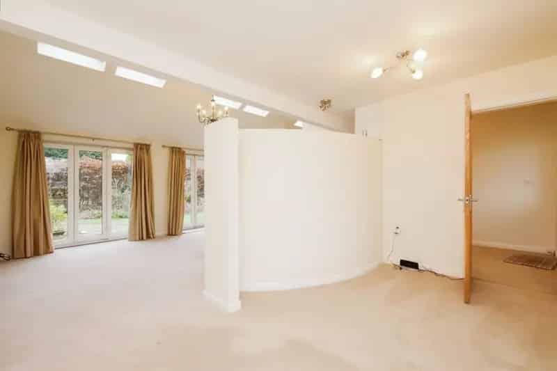 1960s Architect Designed Bungalow Modernized 2 3 Beds Wigginton