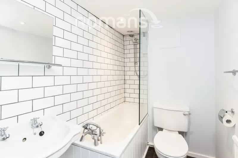 2 Bedroom Flat to Rent in Bath City Centre - Green Park Views