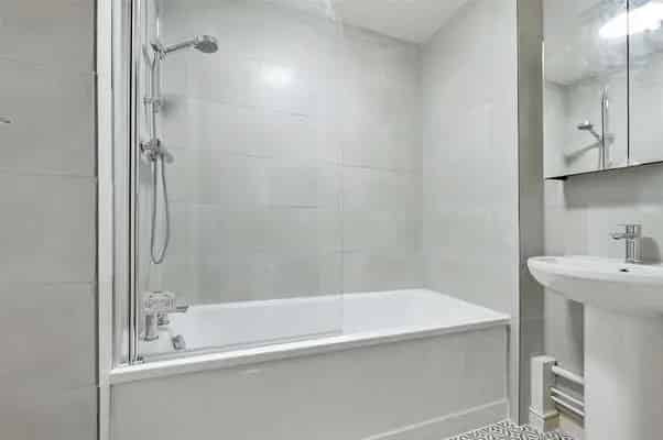 Oxford Apartment for Sale 2 Bed Modern City Centre