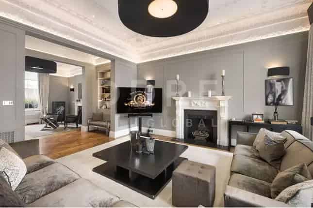 Luxury Duplex Apartment for Sale in Eaton Place SW1X