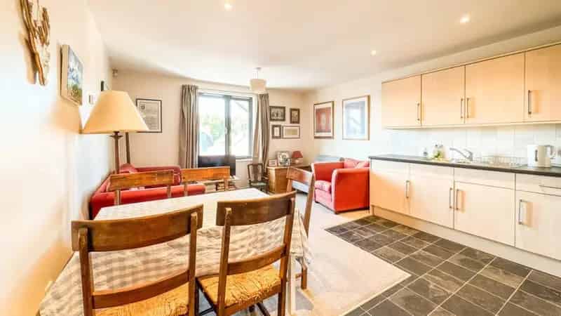 1 Bedroom Flat for Sale in 21 West Development