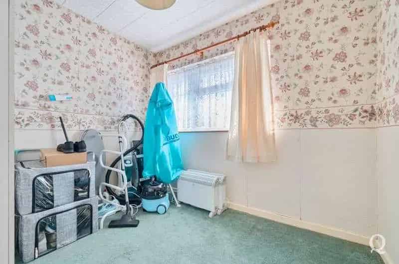 3 Bed Semi-Detached House for Sale