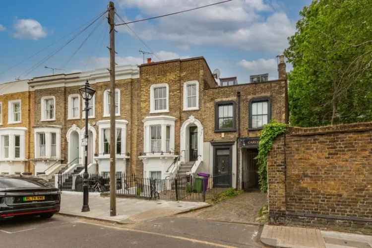 4 Bedroom House For Sale - Requiring Modernisation