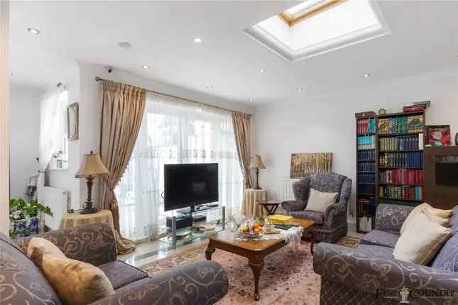 Semi Detached House For Sale Chatsworth Road London NW2