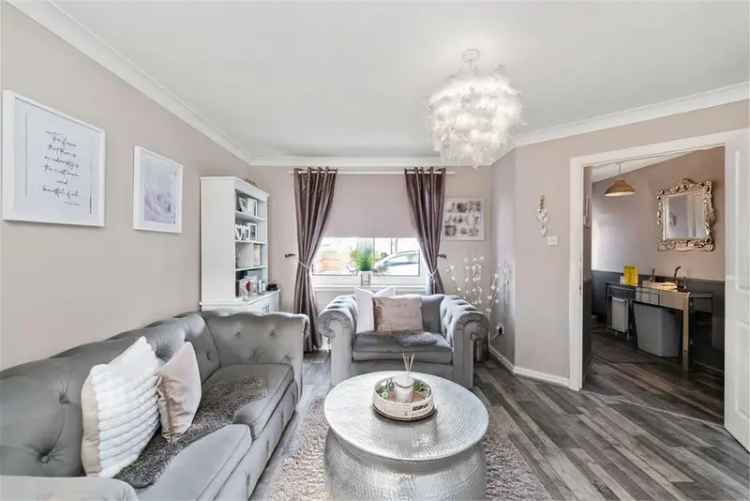 3 Bed House - Semi Detached with 1 Reception Room