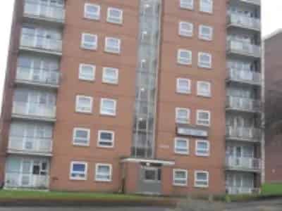 2 Bed Flat Longbridge West Heath