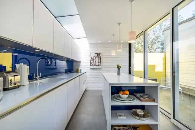 Terraced House for Sale in London N1