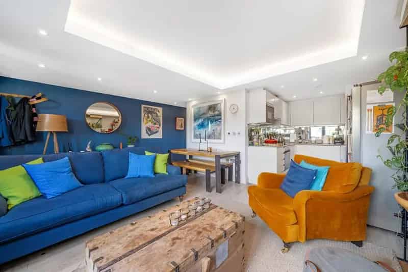 East Dulwich 2-Bed Apartment - 813 Sqft - Modern & Spacious