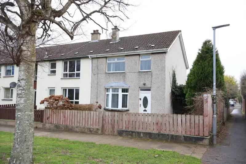 3 Bedroom End Terrace House Near Schools and Amenities