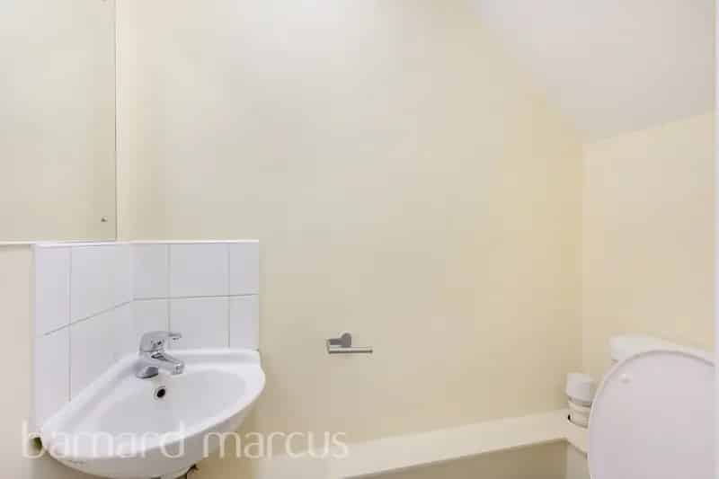 Furzedown Period House  Spacious Family Home  Zero Deposit