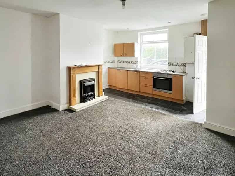 2 Bedroom Mid Terrace House for Sale Liversedge WF15