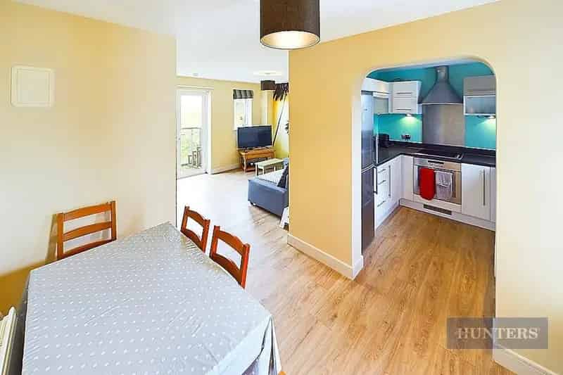 2 Bedroom Flat For Sale Cash Buyers Only Auction