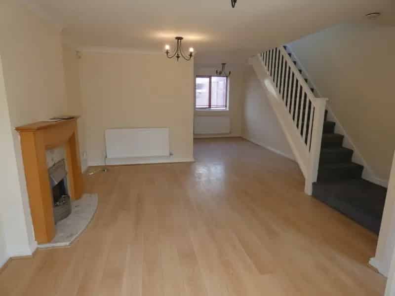 3 Bedroom House To Rent Available 12082025