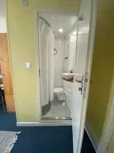Student Rooms Manchester En-Suite Modern Kitchen Wifi