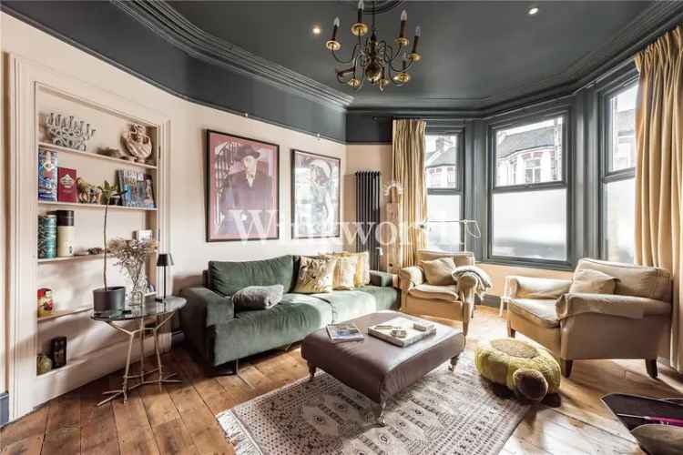 3 bedroom house in London