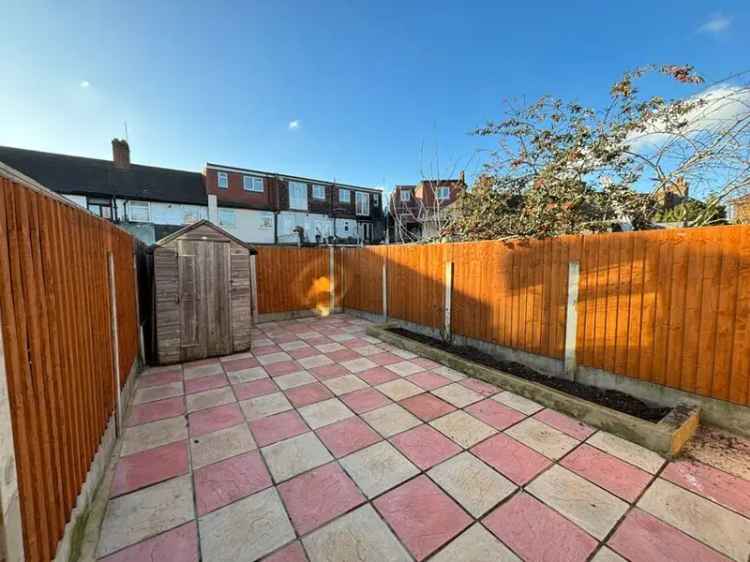 3 Bedroom Mid Terrace House To Rent London E6