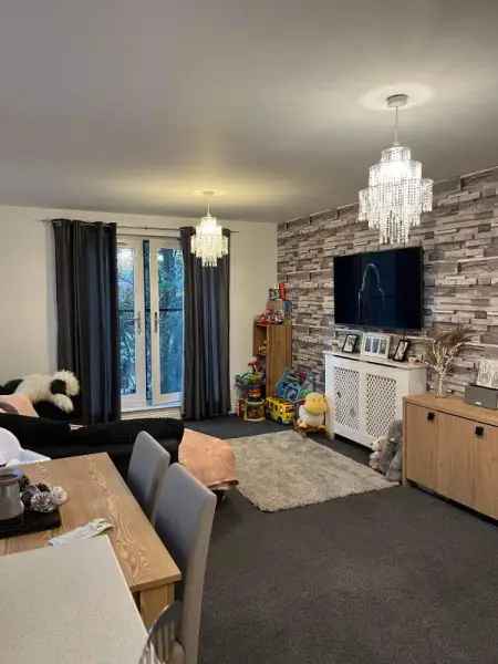 Flat For Rent in Tonbridge and Malling, England